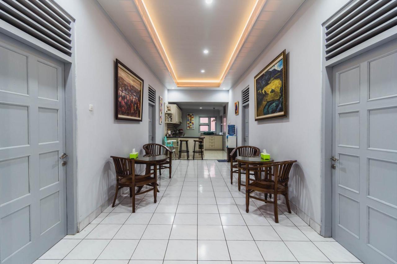 Ndalem Sarengat Appartement Jogjakarta Buitenkant foto